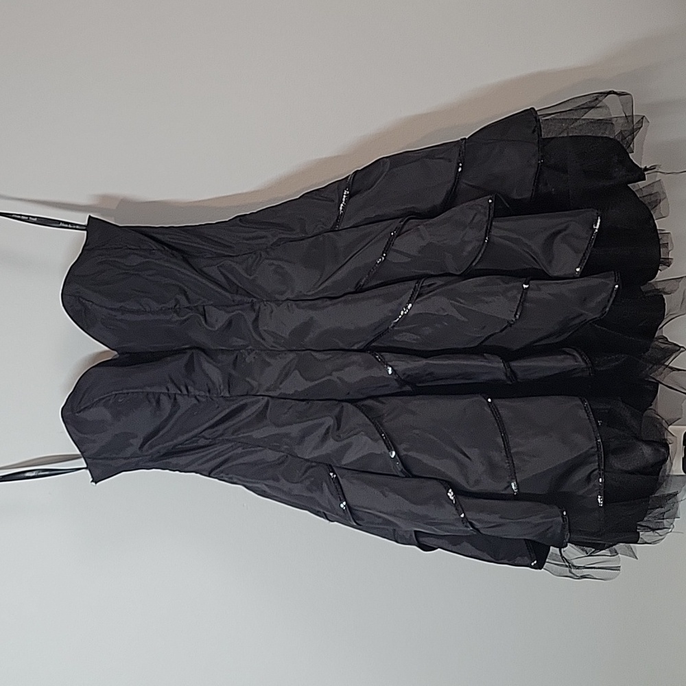 MISS NEW YORK Black mini strapless tulle sequin sweetheart neck dress